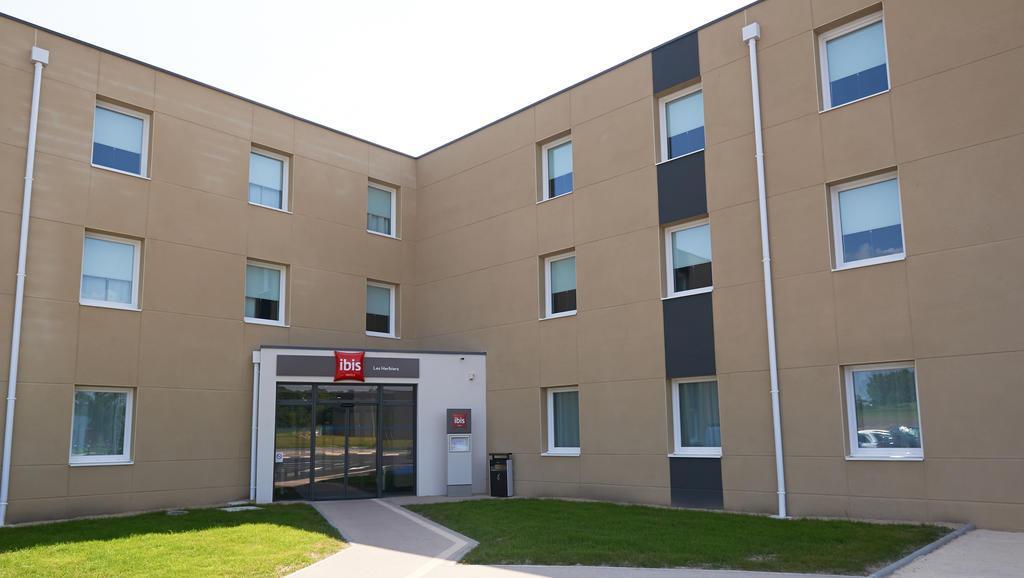 Ibis Hotel 3*
